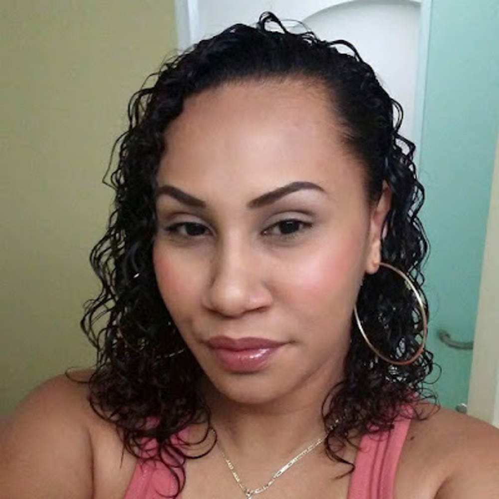 Meet your Posher, Regina